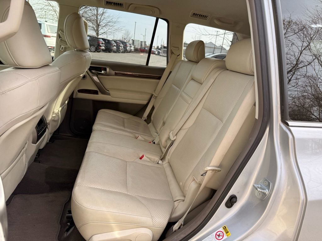 Used 2012 Lexus GX 460 Premium image 34