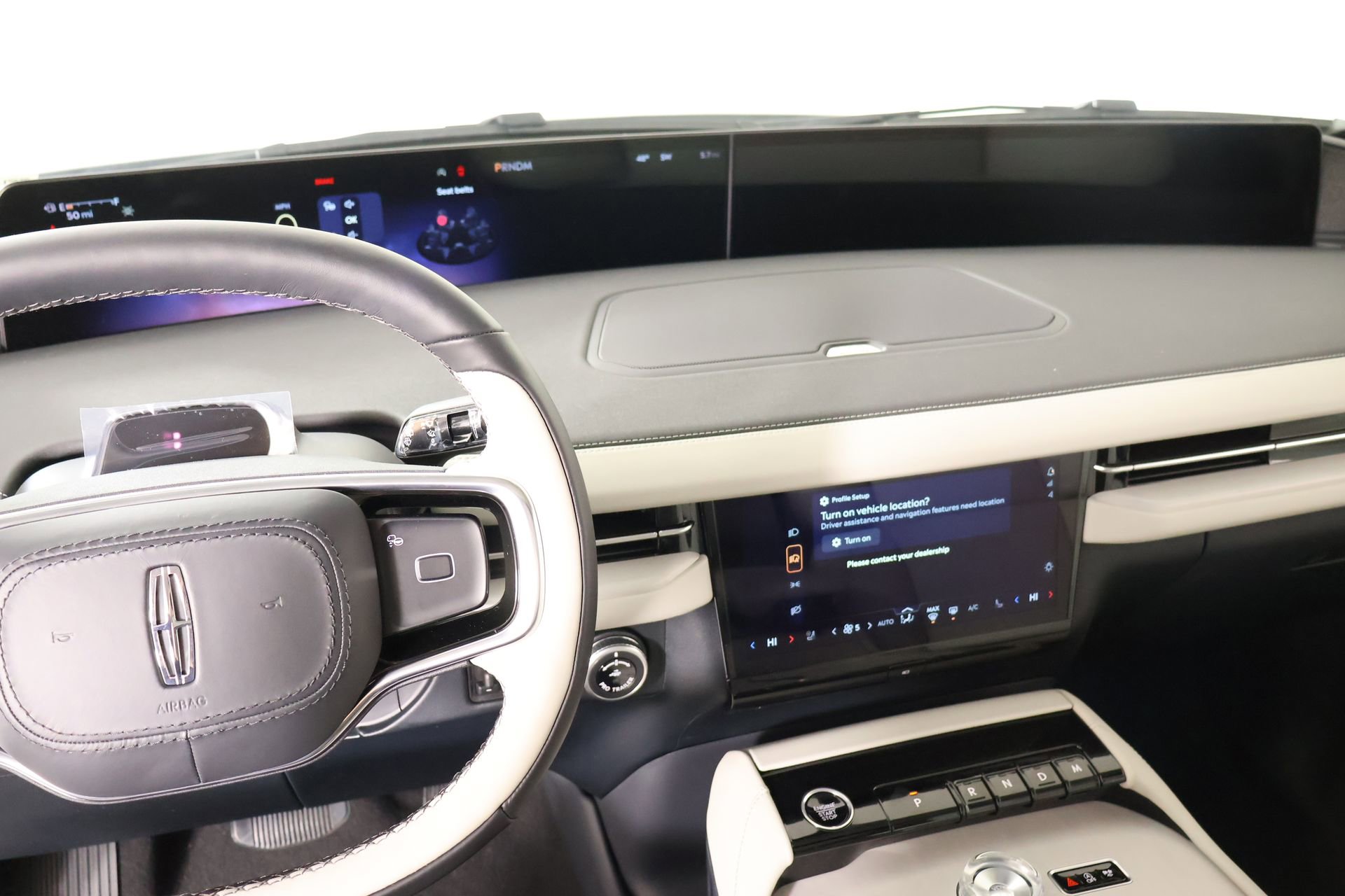 New 2026 Lincoln Navigator Reserve w/ Jet Appearance Package image 5