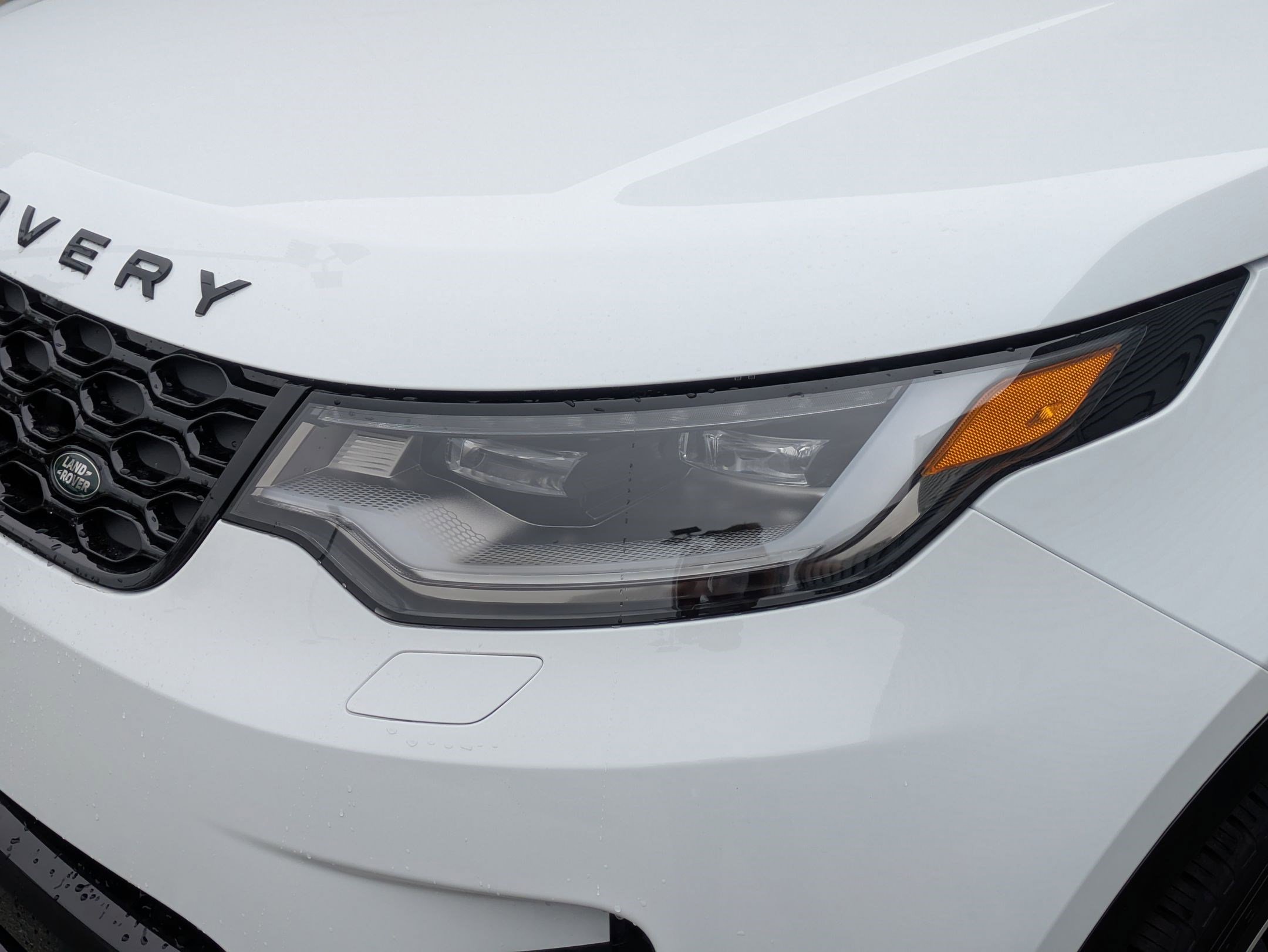 New 2026 Land Rover Discovery Dynamic SE image 9