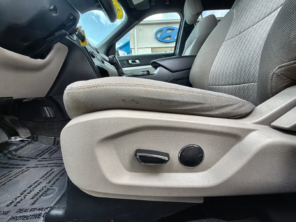Used 2018 Ford Explorer 4WD image 14