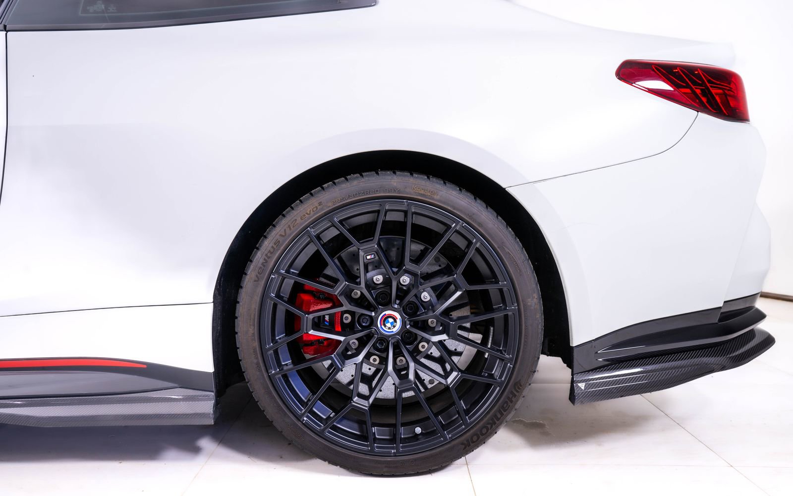 Used 2023 BMW M4 CSL image 15