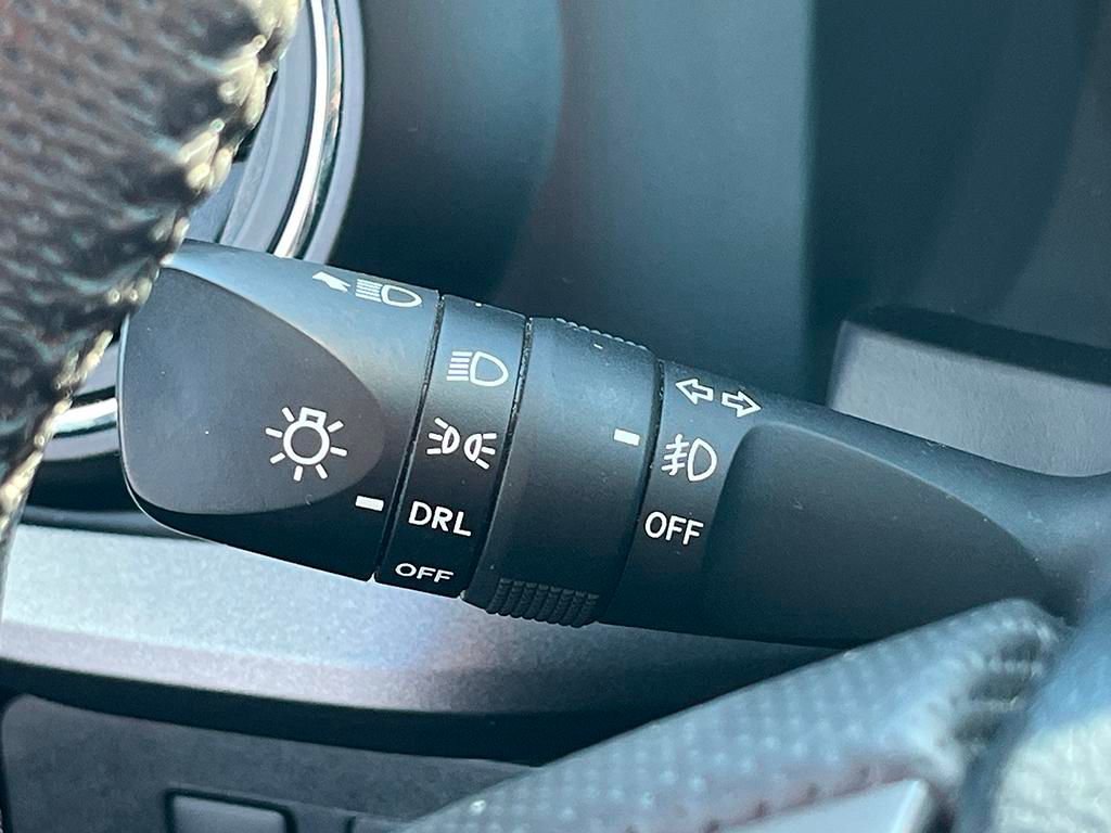 Used 2020 Toyota Tacoma TRD Off-Road image 25