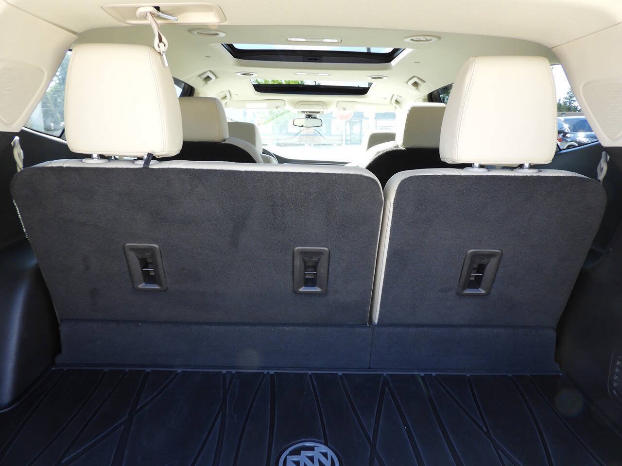 Used 2019 Buick Enclave Premium w/ Experience Buick Package AWD/4WD image 27