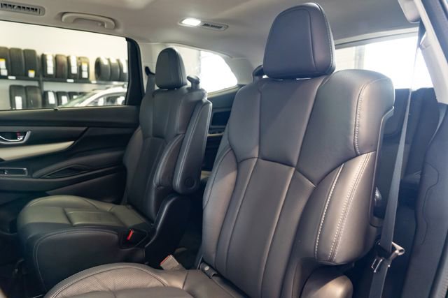 Used 2022 Subaru Ascent Limited w/ Technology Package AWD/4WD image 29