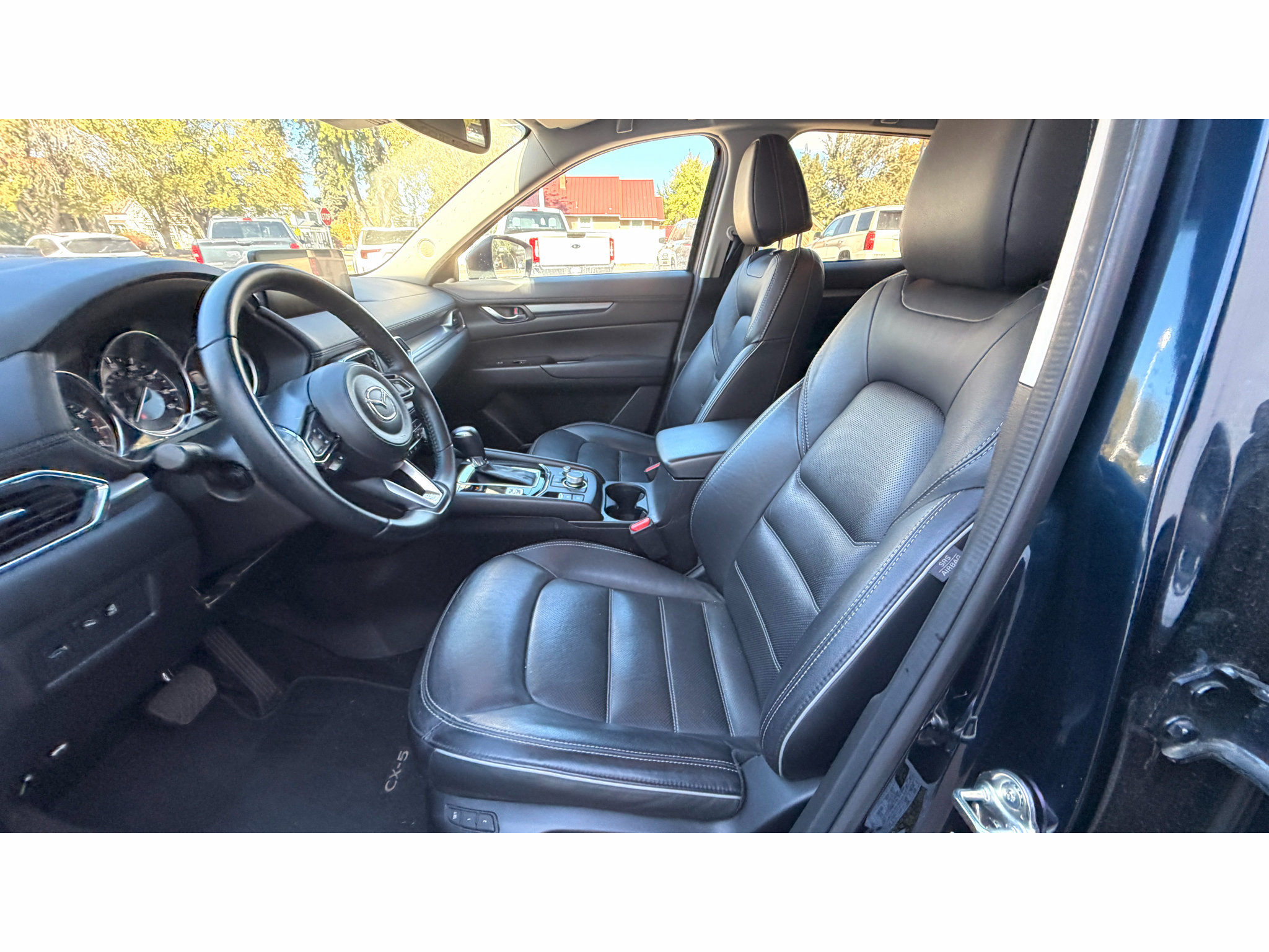 Used 2025 MAZDA CX-5 AWD 2.5 S w/ Preferred Package image 16