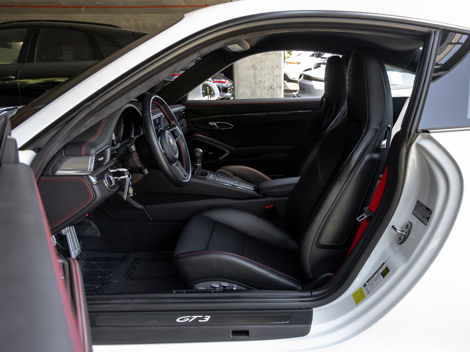 Certified 2018 Porsche 911 GT3 RWD image 26