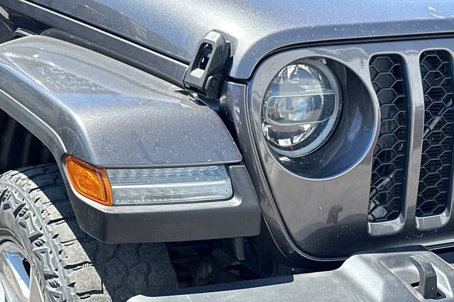 Used 2022 Jeep Gladiator Sport image 10