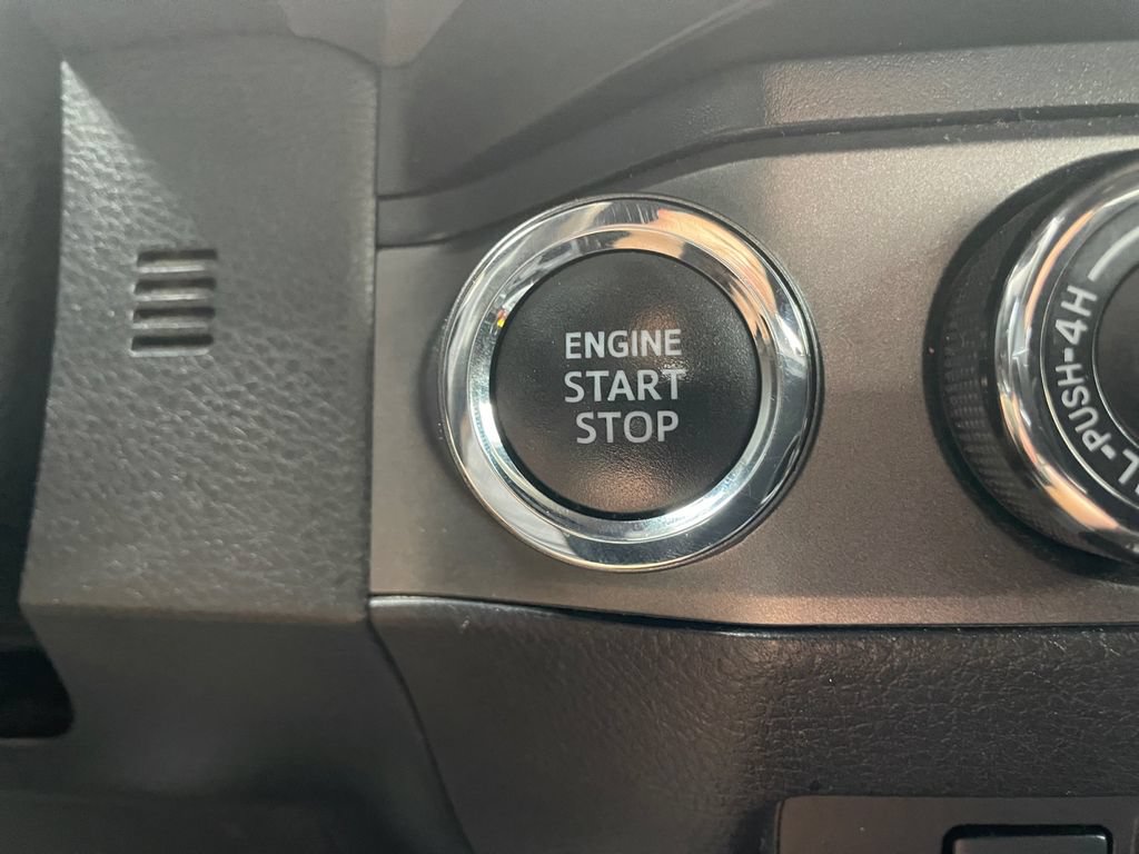 Used 2021 Toyota Tacoma TRD Sport w/ Technology Package AWD/4WD image 37