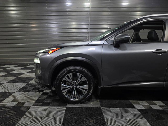 Used 2022 Nissan Rogue SV w/ SV Premium Package image 38