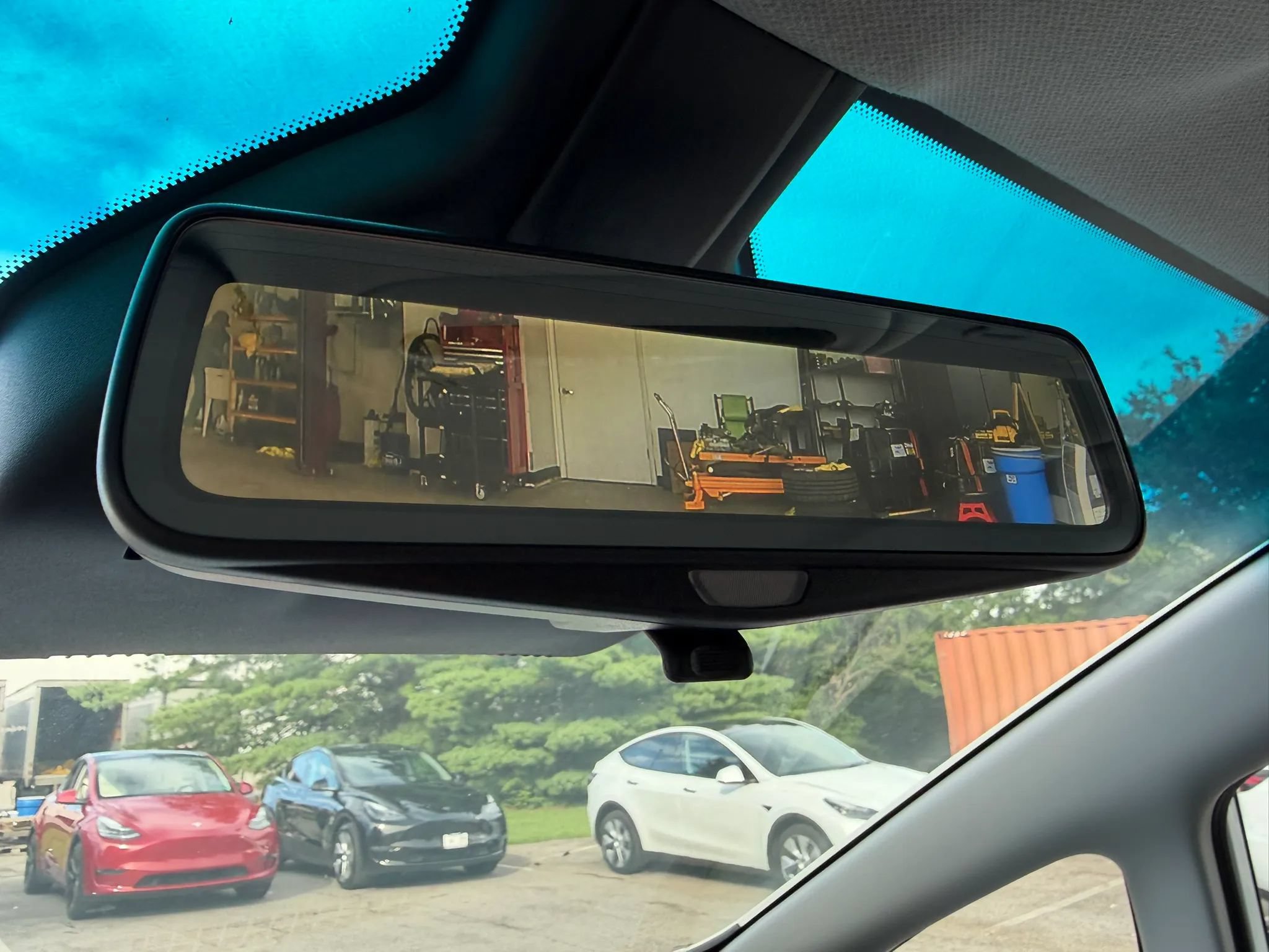 Used 2018 Chevrolet Bolt Premier w/ Driver Confidence II Package FWD image 28