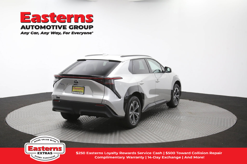 Used 2024 Toyota bZ4X FWD image 43