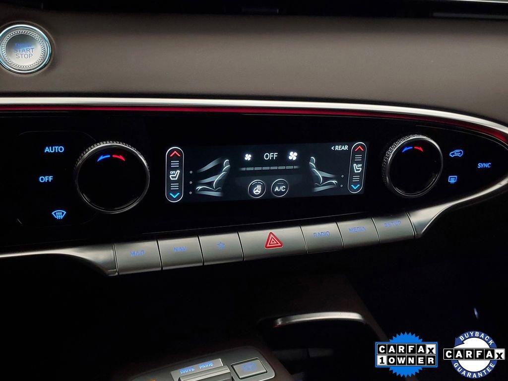 Used 2023 Genesis GV70 2.5T w/ Advanced Package image 19