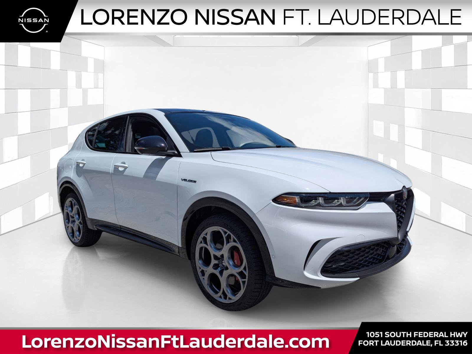Used 2024 Alfa Romeo Tonale Veloce w/ Active Assist Package AWD/4WD image 1