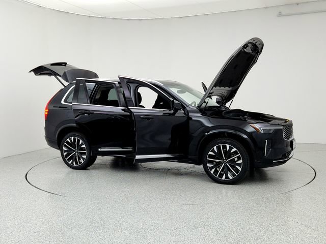 New 2026 Volvo XC90 B6 Plus w/ Protection Package Premier image 10