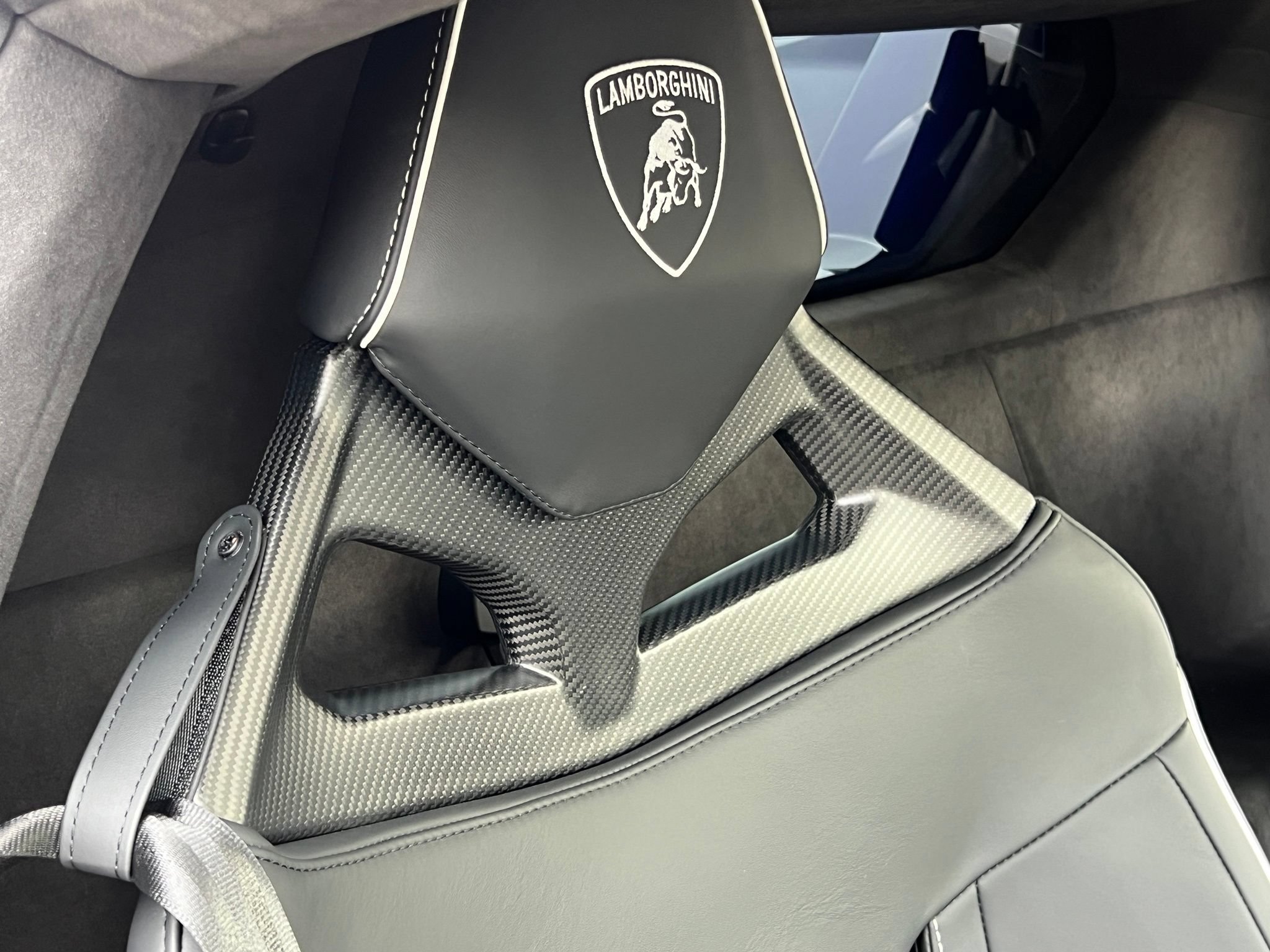 Used 2026 Lamborghini Temerario AWD/4WD image 43