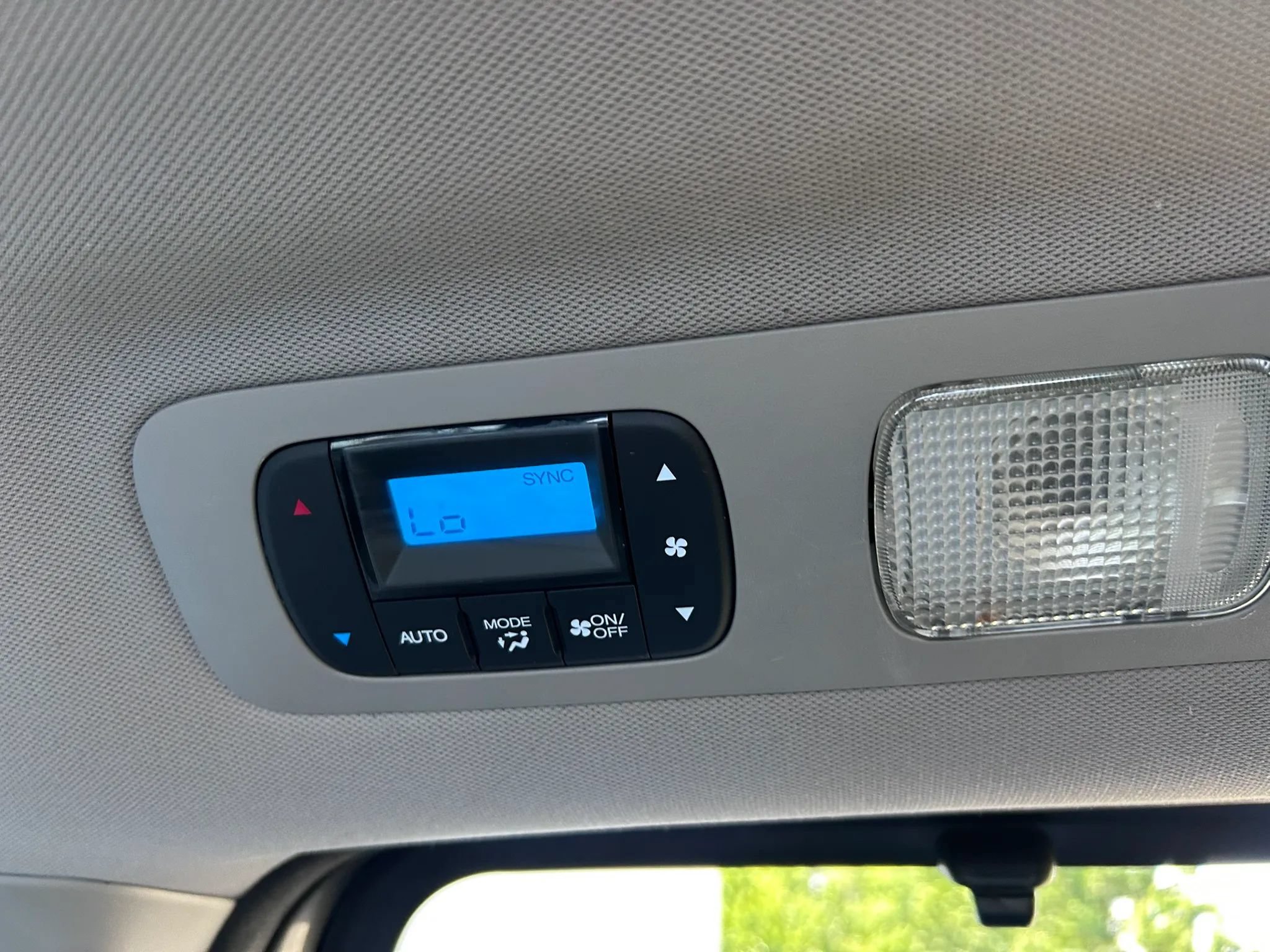 Used 2012 Honda Odyssey EX-L image 23