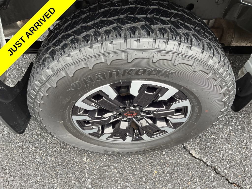 Used 2024 Nissan Frontier PRO-4X w/ Technology Package image 10