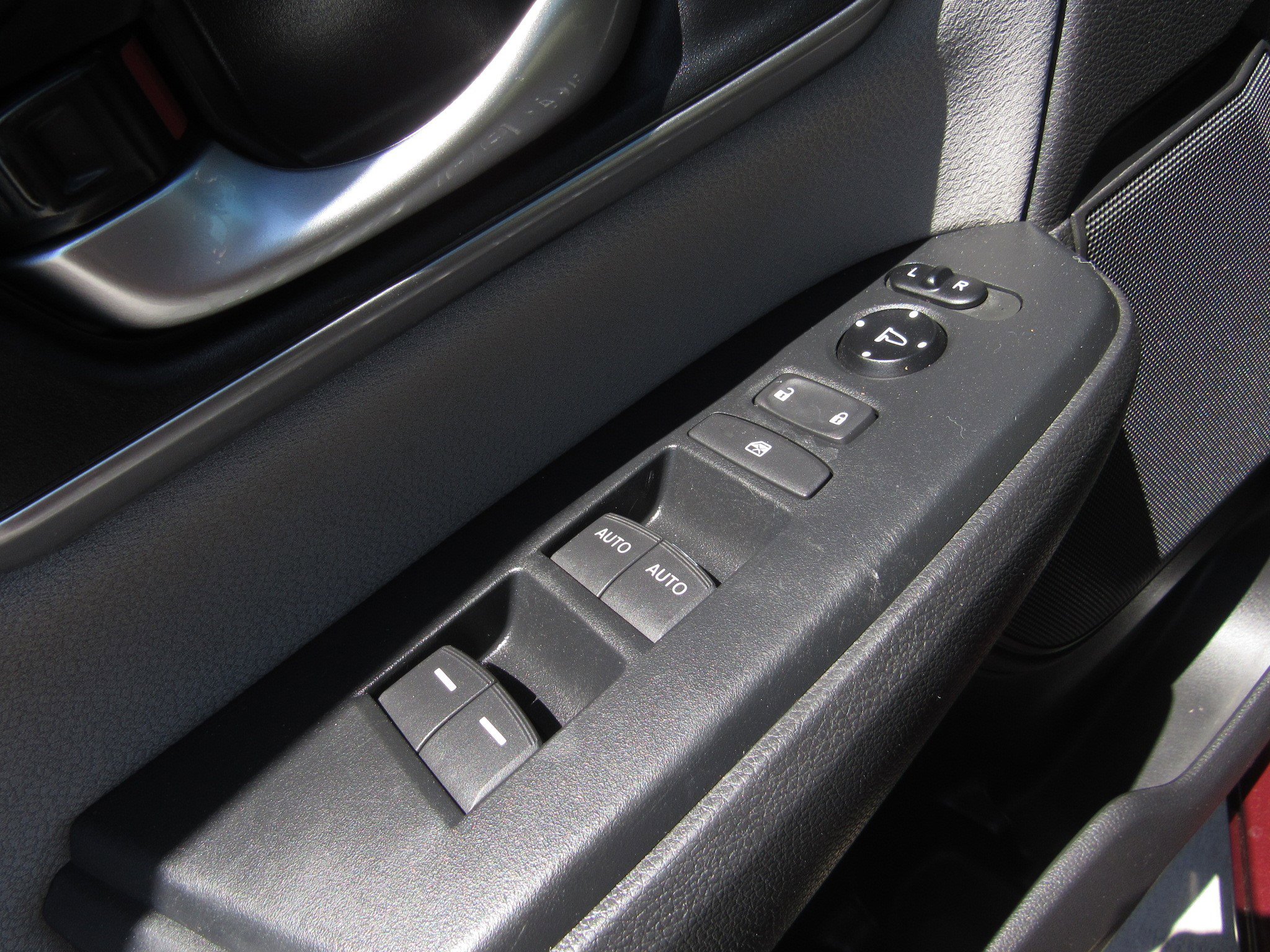 Certified 2018 Honda CR-V EX image 22
