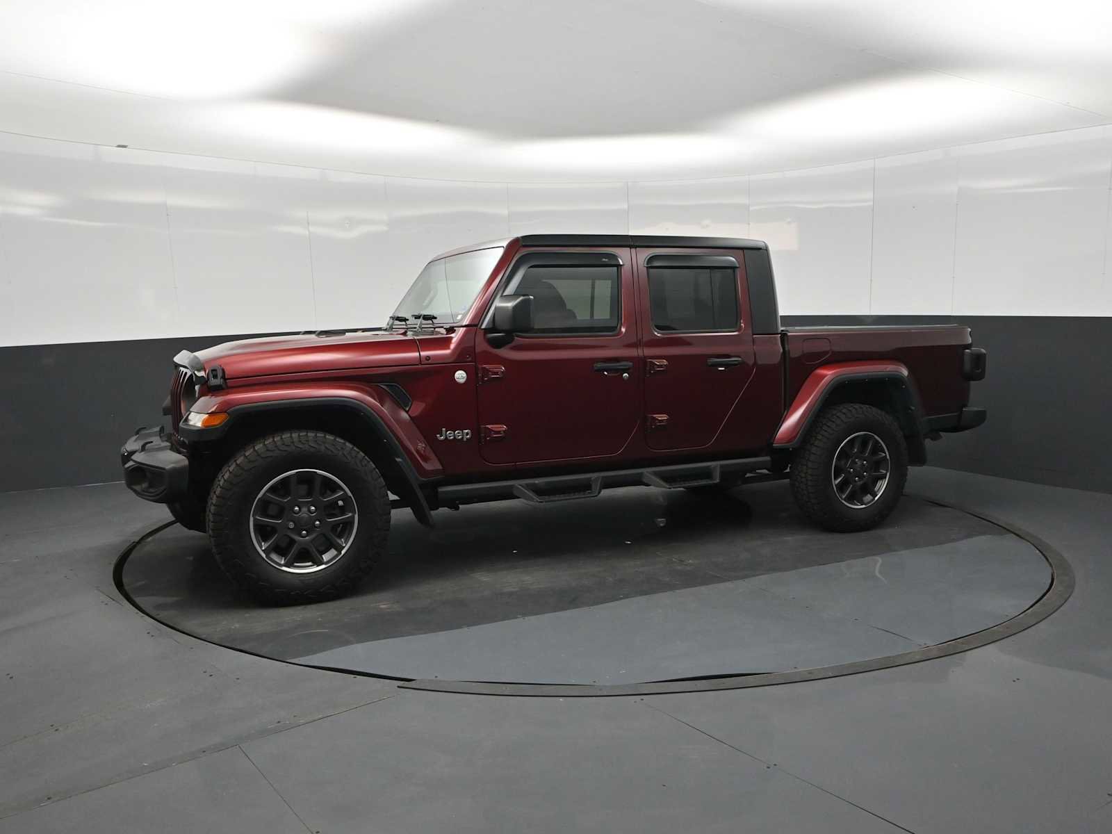 Used 2021 Jeep Gladiator Overland w/ Popular Equipment Package AWD/4WD image 4
