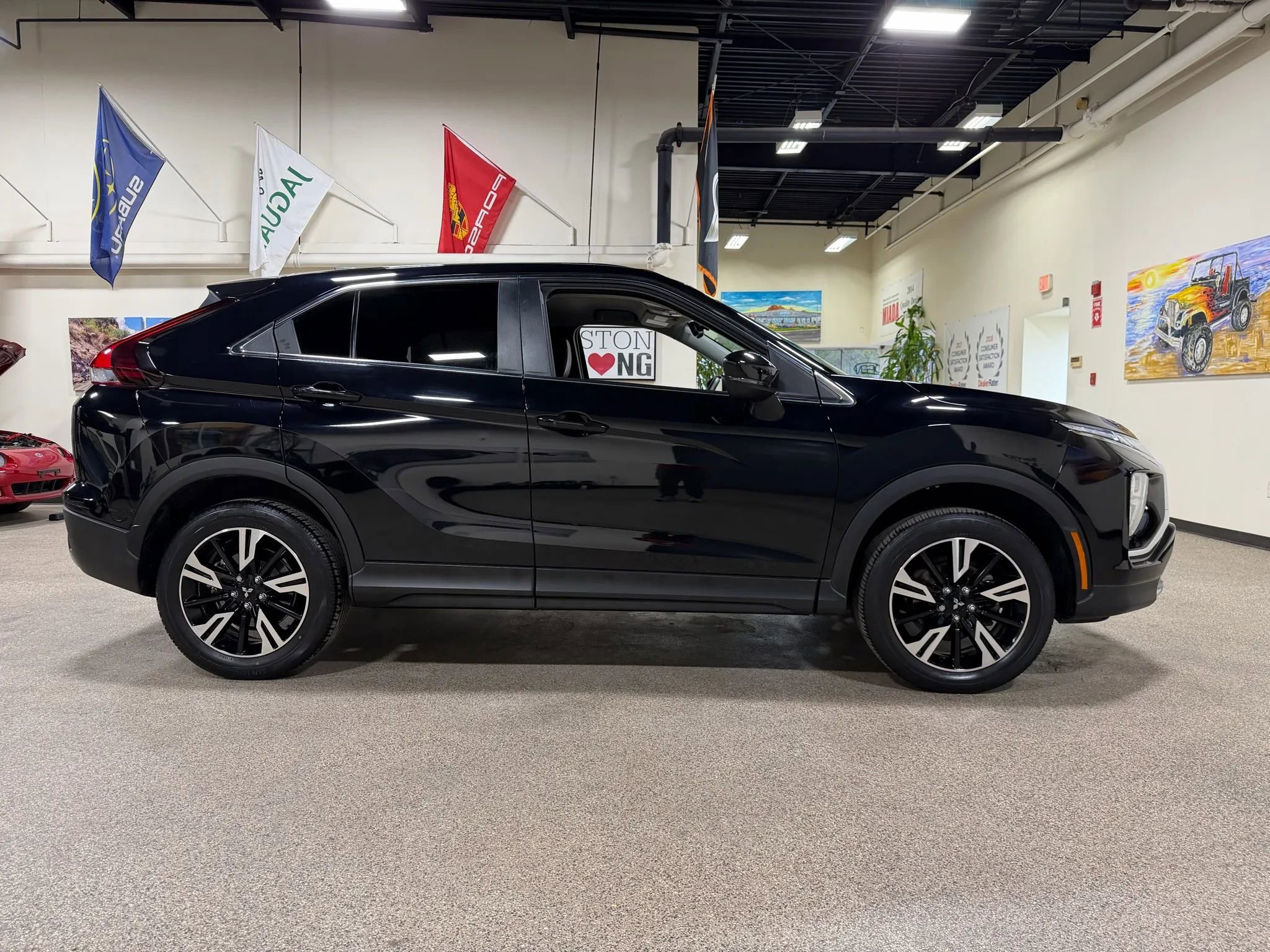 Used 2023 Mitsubishi Eclipse Cross SE image 4