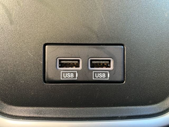 Used 2023 Chrysler 300 Touring w/ Sport Appearance Package image 18