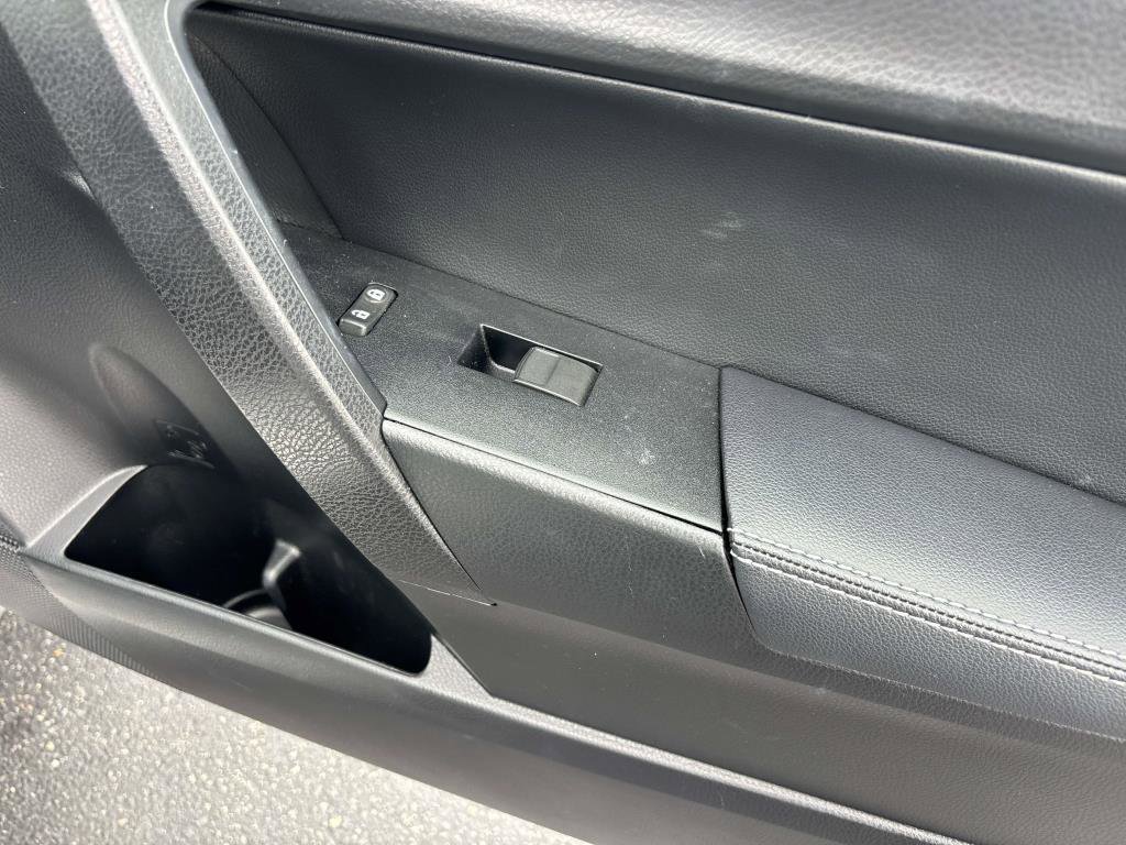 Used 2015 Toyota Corolla S Plus image 12