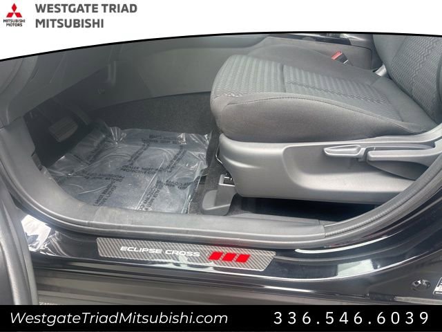 New 2025 Mitsubishi Eclipse Cross LE image 16