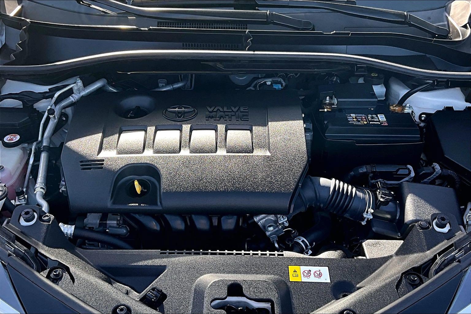 Used 2020 Toyota C-HR Limited FWD image 8