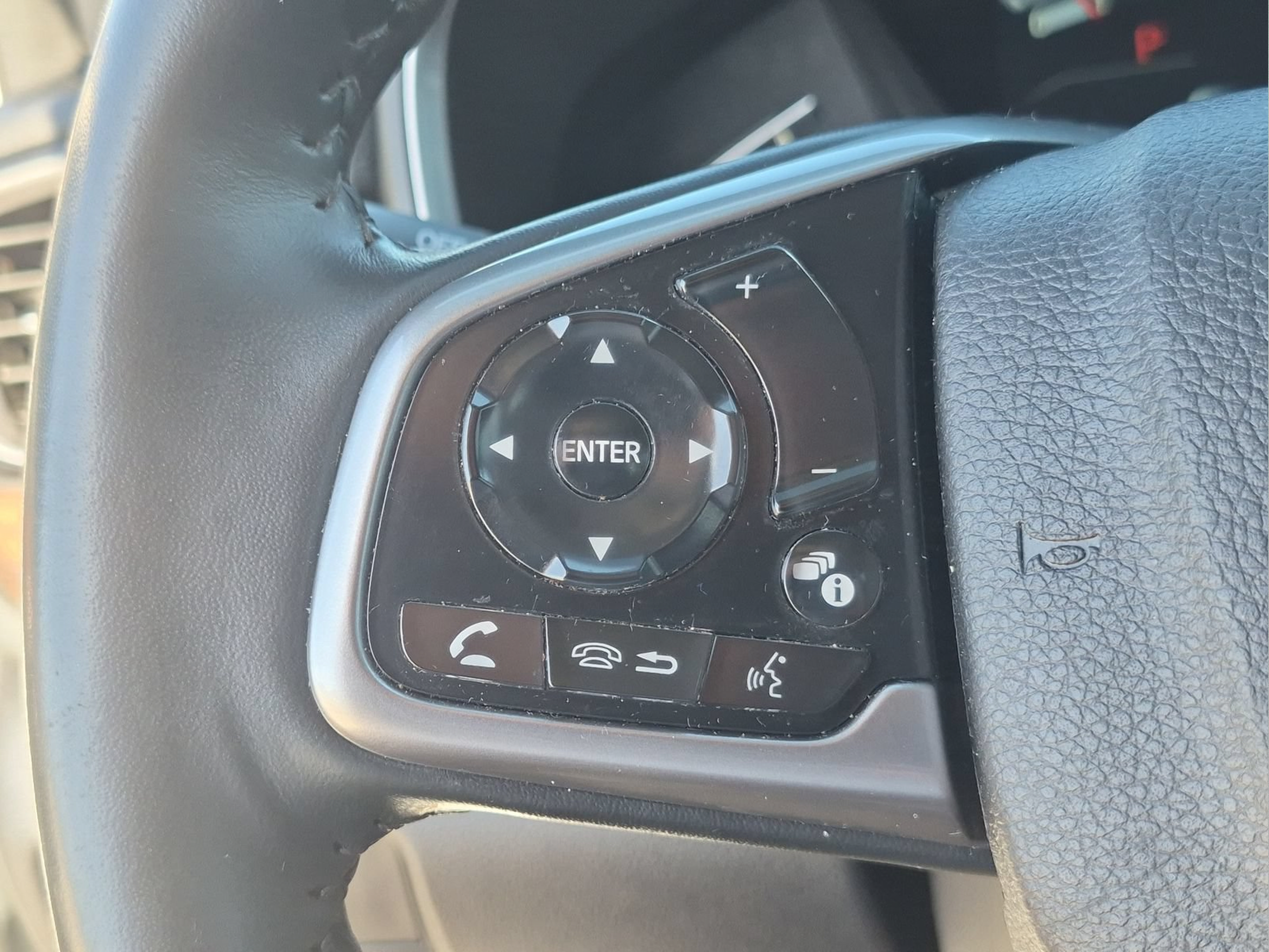 Certified 2022 Honda CR-V Touring image 13