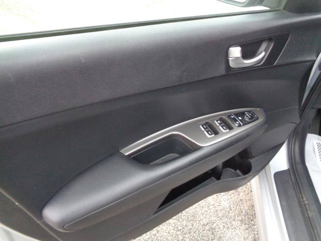Used 2020 Kia Optima LX FWD image 28