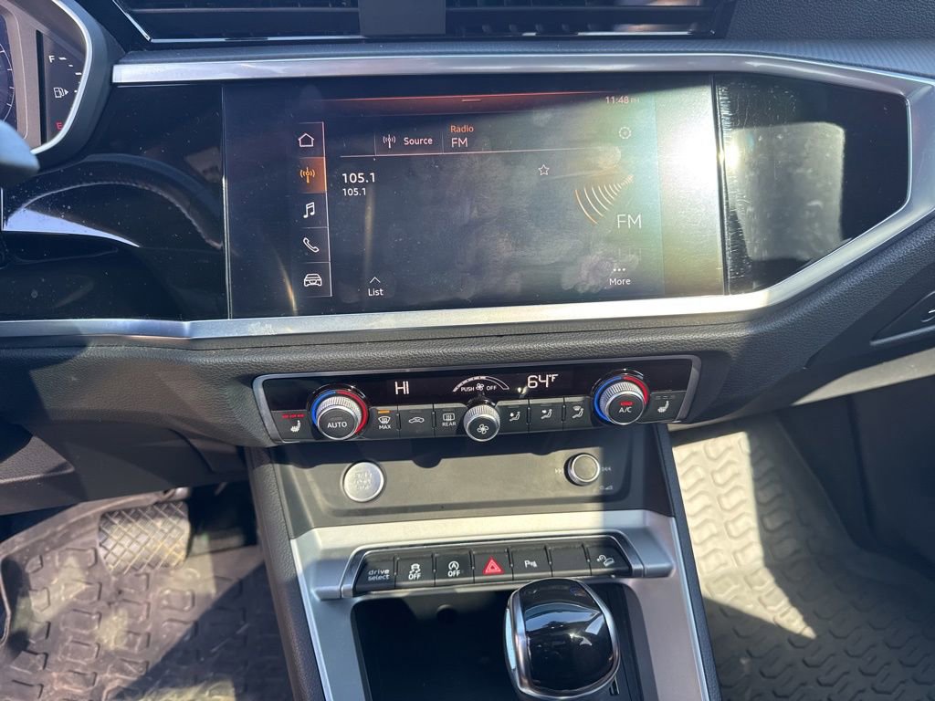 Used 2020 Audi Q3 2.0T Premium w/ Convenience Package image 8