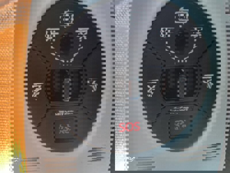 Used 2014 Toyota Prius Four w/ Solar Roof Package FWD image 39