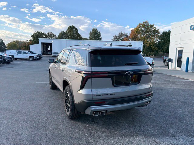 New 2027 Chevrolet Traverse Z71 w/ Enhanced Driving Package AWD/4WD image 8