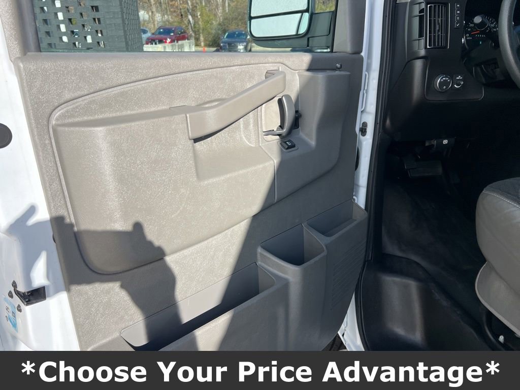 Used 2023 GMC Savana 2500 w/ Driver Convenience Package image 35