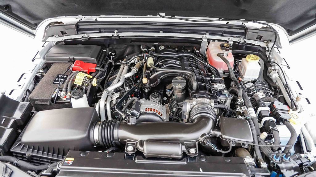 Used 2023 Jeep Gladiator Rubicon w/ Trailer Tow Package image 32