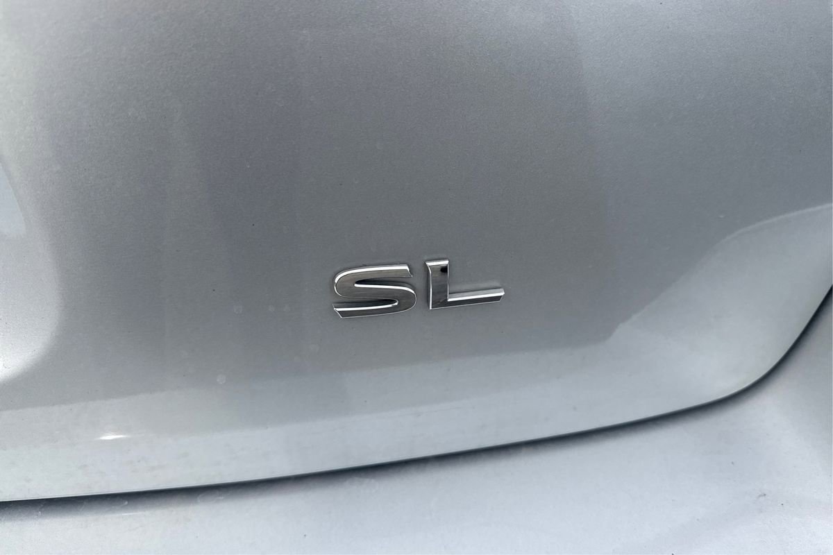 Used 2020 Nissan Pathfinder SL FWD image 24
