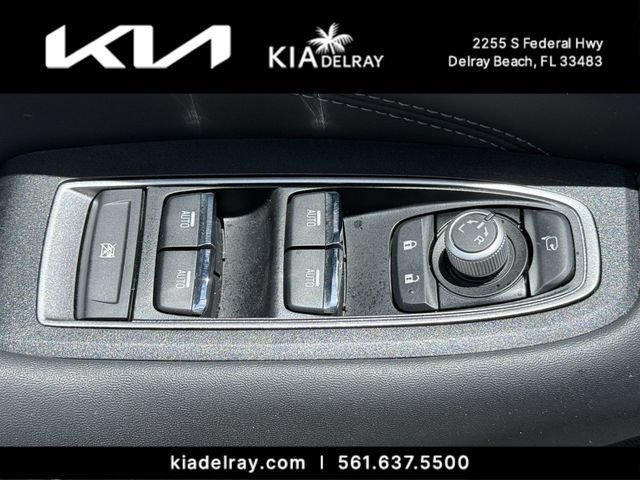 Used 2023 Subaru Outback Touring AWD/4WD image 16