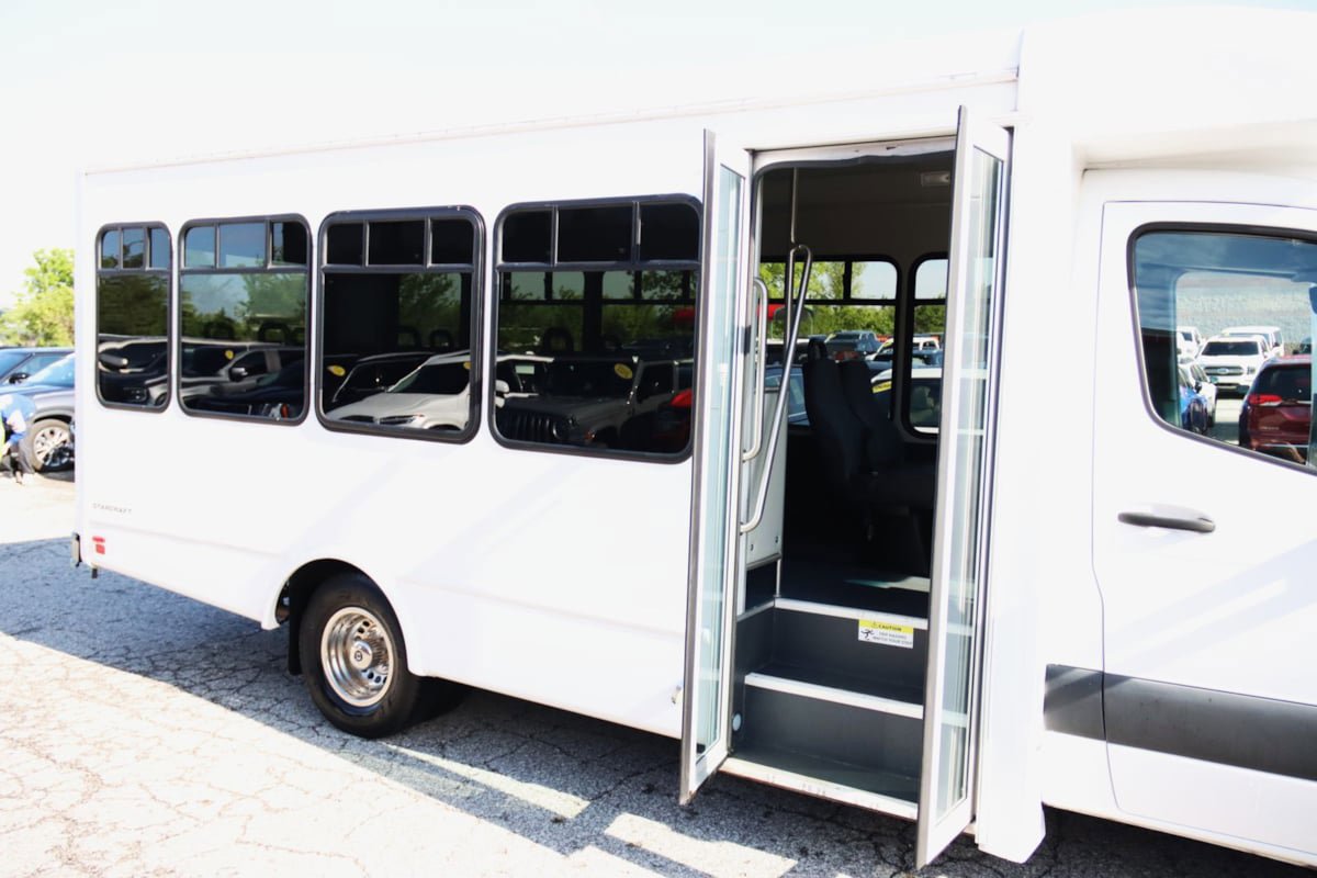 Used 2022 Mercedes-Benz Sprinter 3500 image 41