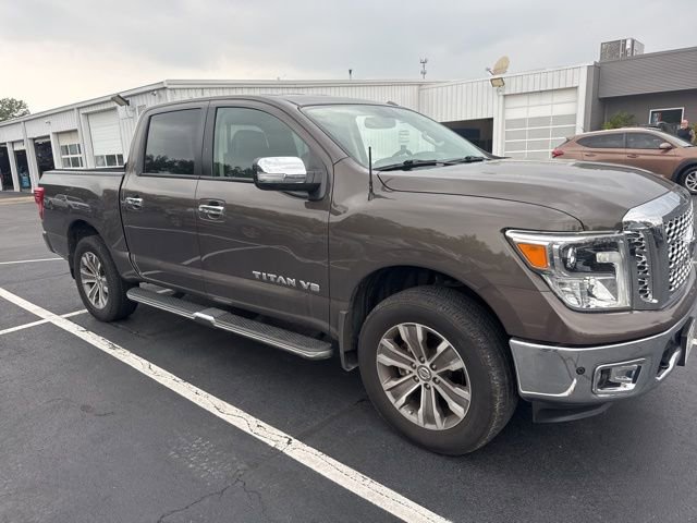 Used 2019 Nissan Titan SL AWD/4WD image 6