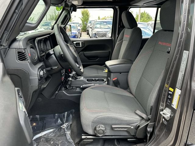 Used 2025 Jeep Gladiator Rubicon w/ Convenience Group AWD/4WD image 15