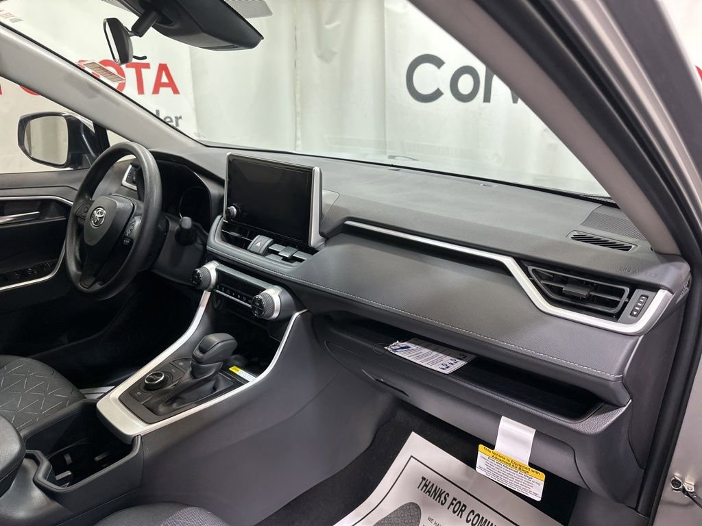 Used 2025 Toyota RAV4 XLE w/ Convenience Package image 11