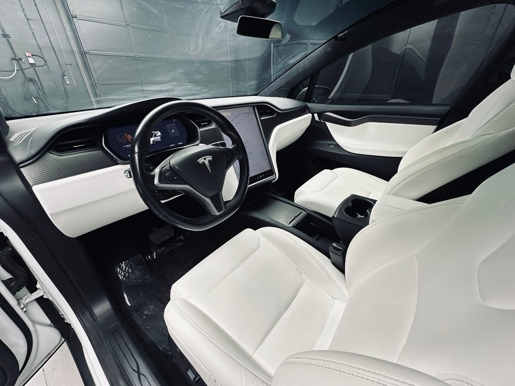 Used 2018 Tesla Model X 75D AWD/4WD image 17