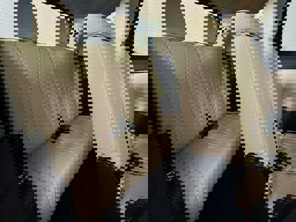 Used 2024 Acura MDX SH-AWD w/ Technology Package image 33