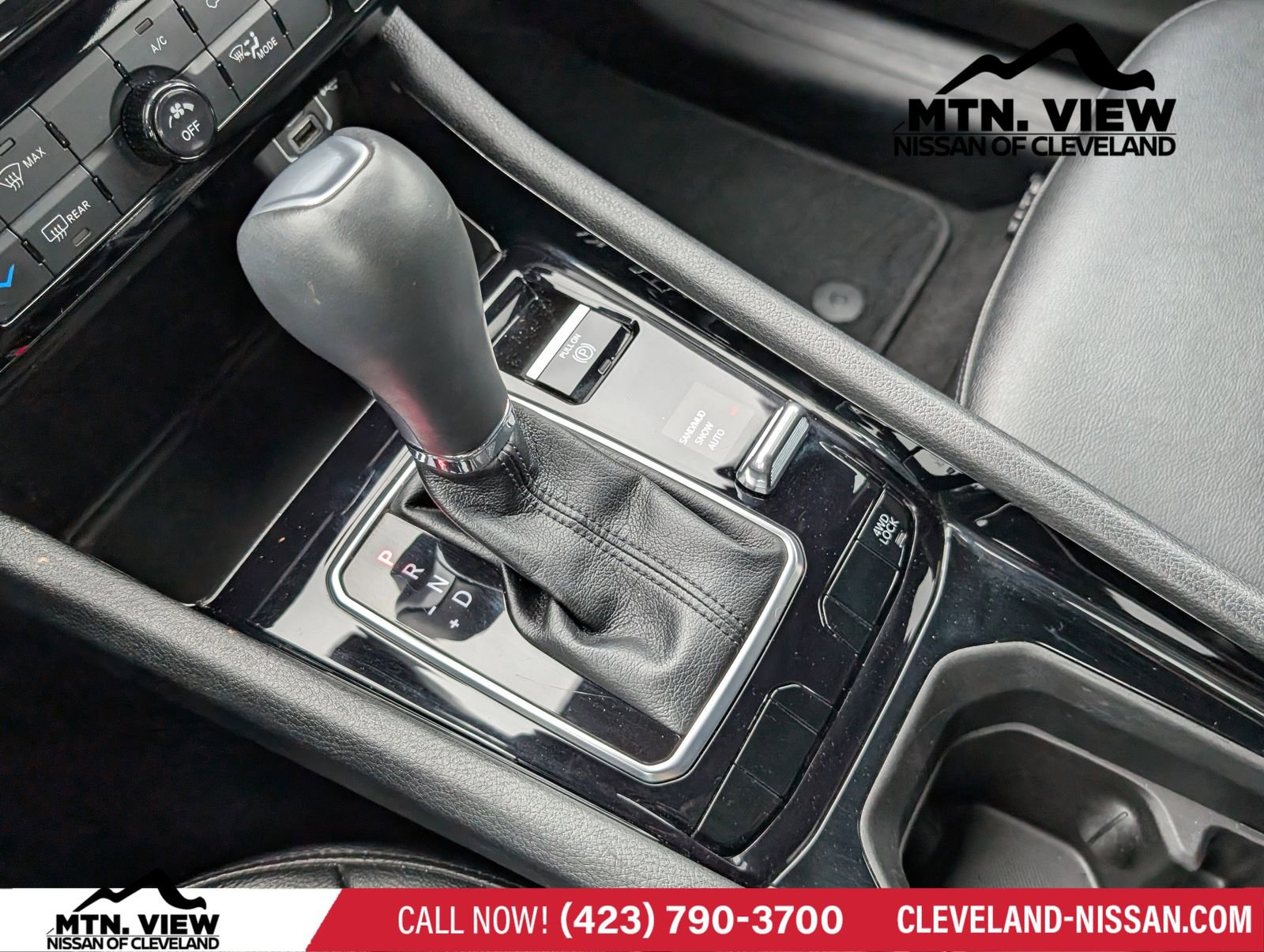 Used 2023 Jeep Compass Altitude image 16