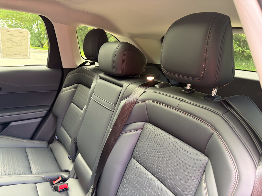 New 2026 Lincoln Nautilus Reserve AWD/4WD image 19