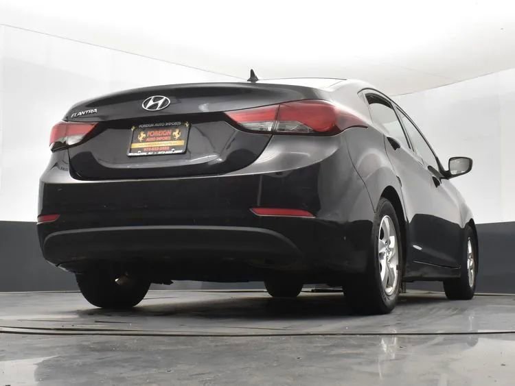 Used 2014 Hyundai Elantra SE FWD image 13