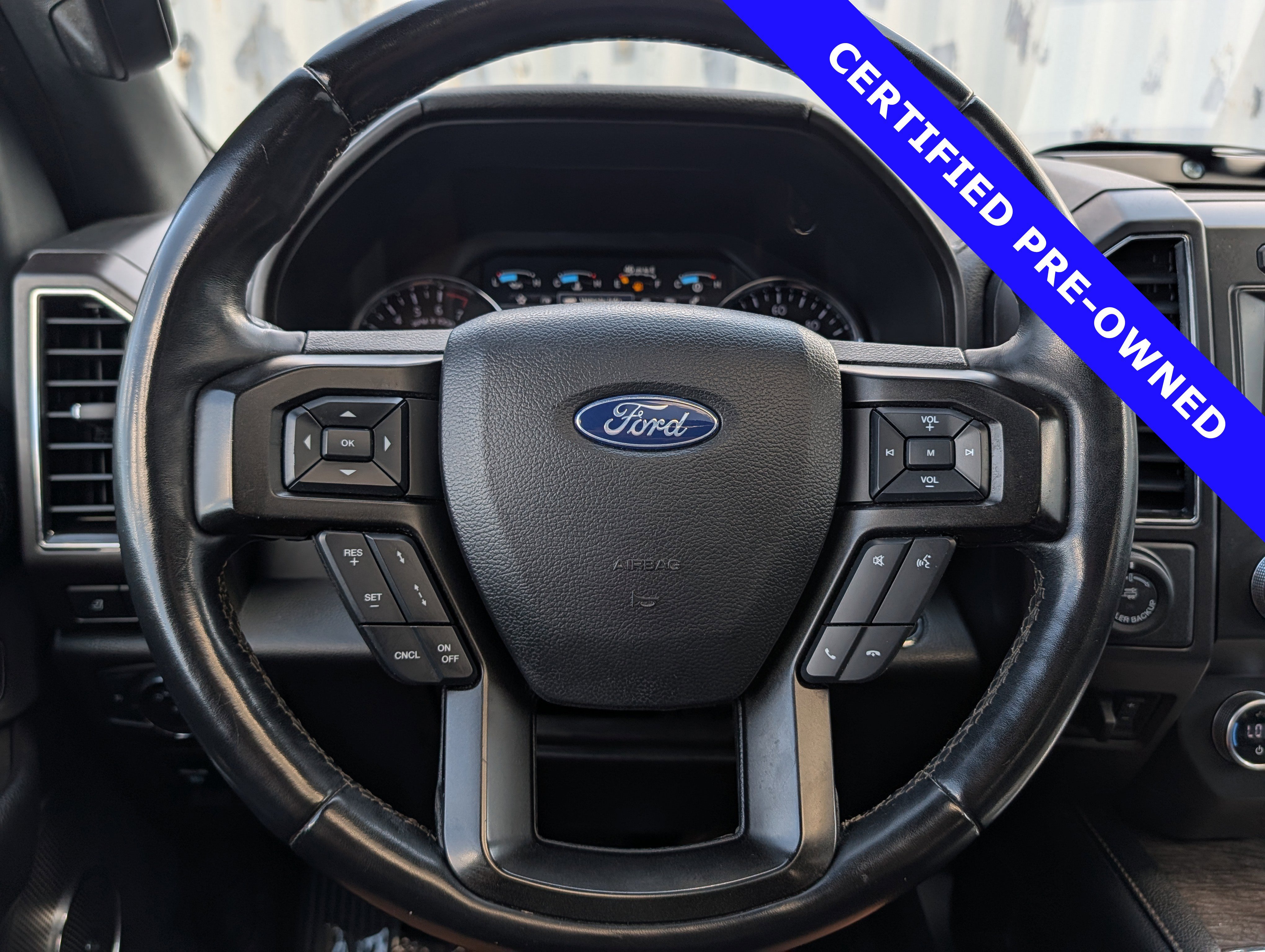 Certified 2019 Ford Expedition Limited w/ Equipment Group 302A AWD/4WD image 29