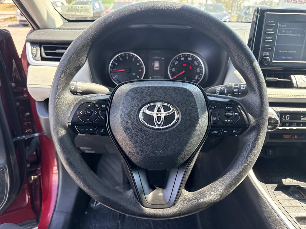 Used 2022 Toyota RAV4 XLE image 26