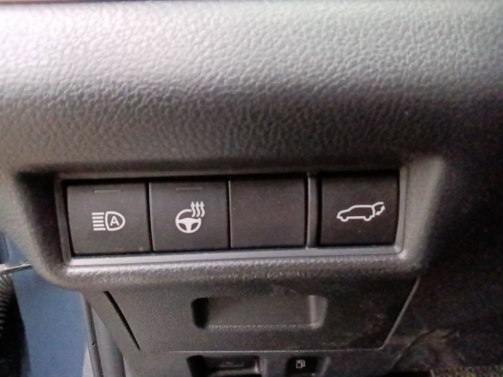 Used 2025 Toyota Grand Highlander AWD image 16