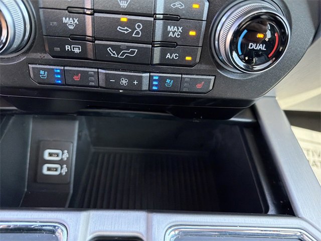 Used 2018 Ford F150 Platinum w/ Equipment Group 701A Luxury image 25